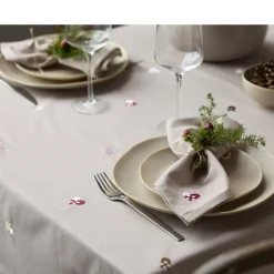 Christmas Hearts Embroidery Juledug