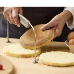 Justerbar kagebundsdeler