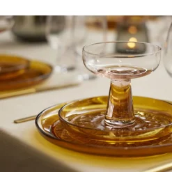 Kusintha Glastallerken