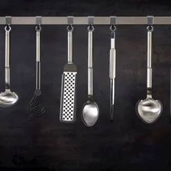 Palet med huller og knæk