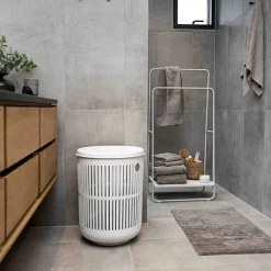 Ume Vasketøjskurv med låg