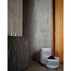 Ume Vasketøjskurv med låg